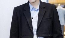 最新爆料陈飞宇固定女伴,神秘女伴成焦点，甜蜜互动引热议