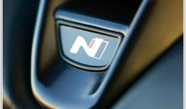 华车最新爆料消息,揭秘新能源汽车行业新动态与未来趋势